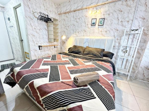 Minimalist Studio 1BR at Green Bay Pluit Apartment